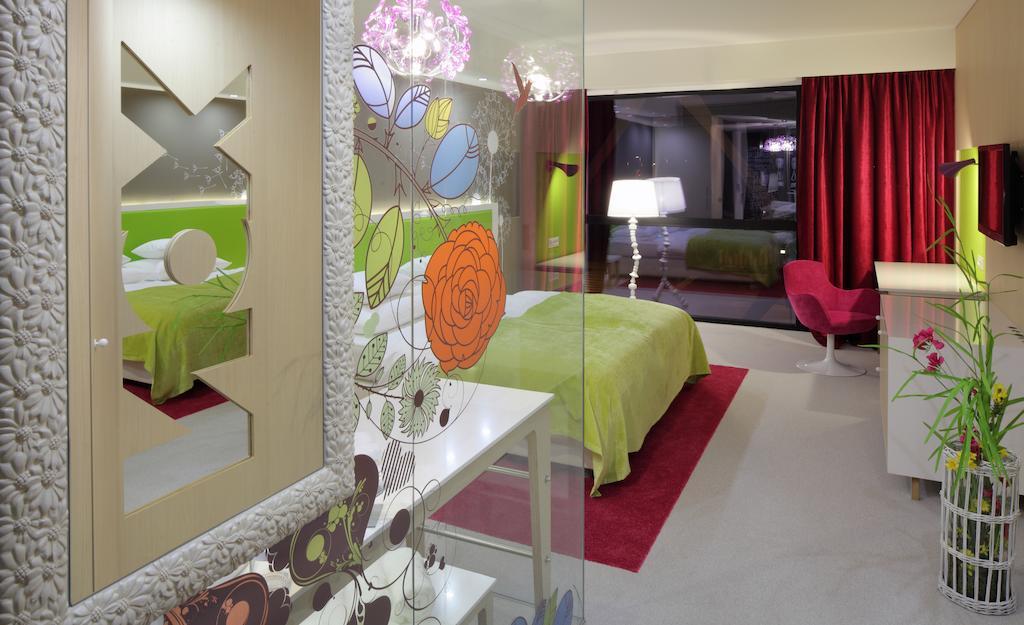 Hotel Nox Ljubljana Exterior photo